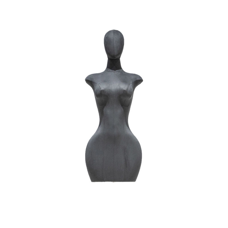 Modelo de meio corpo feminino gorduroso usado para exibição de roupas com Curva Natural do Corpo para exibição na loja